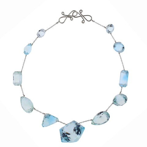 SNOW xi topaz necklace